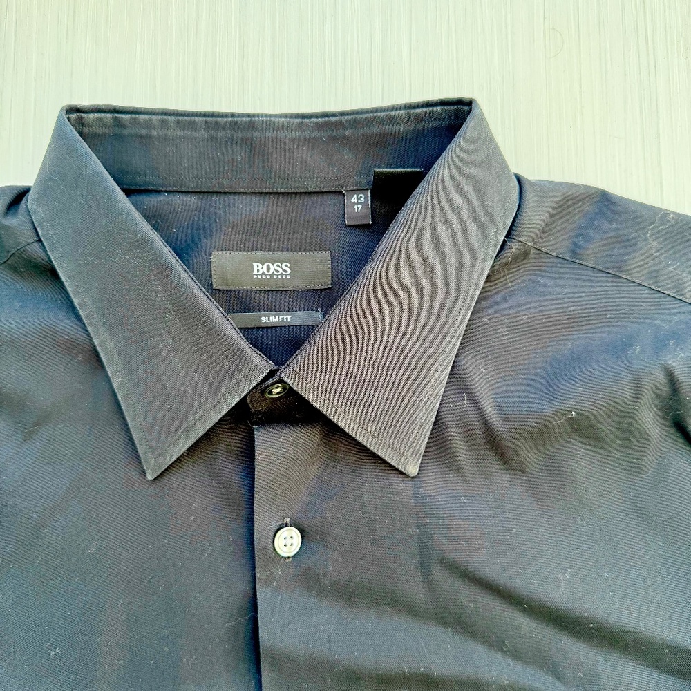 Men’s Boss button down - Picture 2 of 3